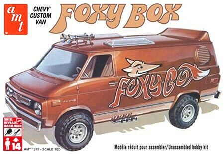 Chevy Van Foxy Box 1975 - 1/25