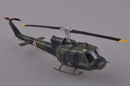 U.S. Army UH-1B - 1/72 - NOVIDADE!